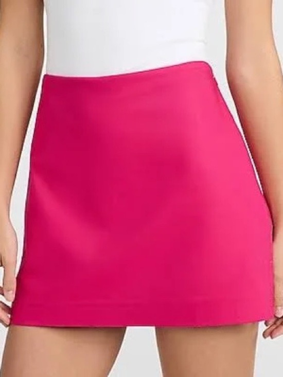 Express Dresses & Skirts - Women’s express editor hot pink skort brand new with tag size 4